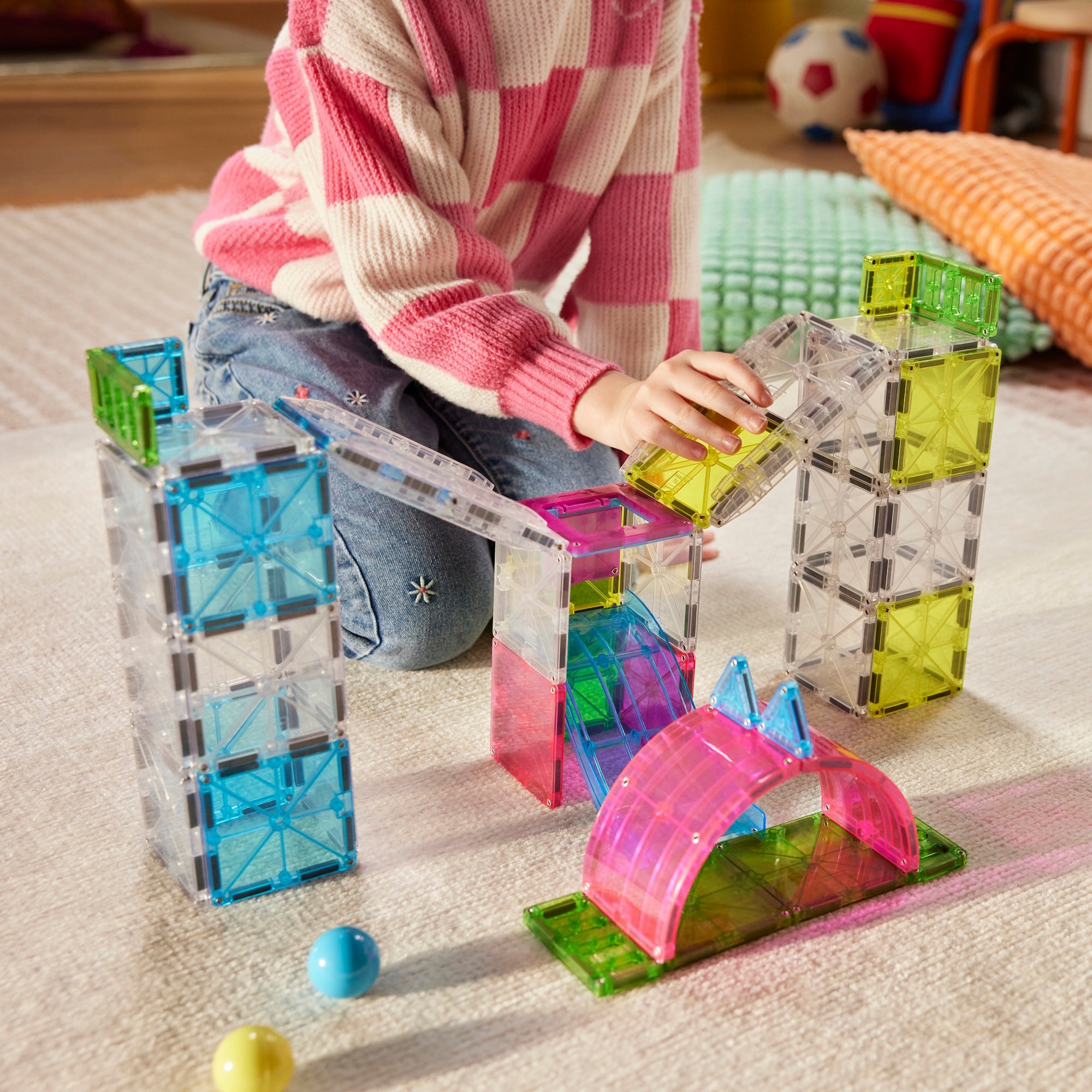 The Original MAGNA-TILES® Rail Racers Max 80-Piece — Set - Image 5