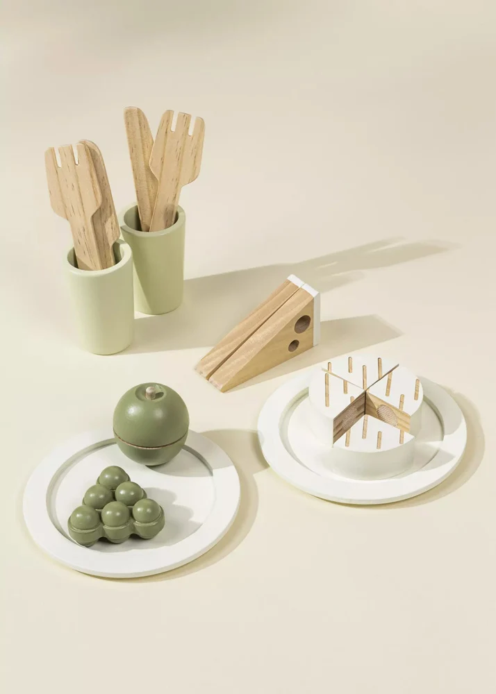Coco Village Wooden Picnic Playset and Accessories — Basket - Image 10