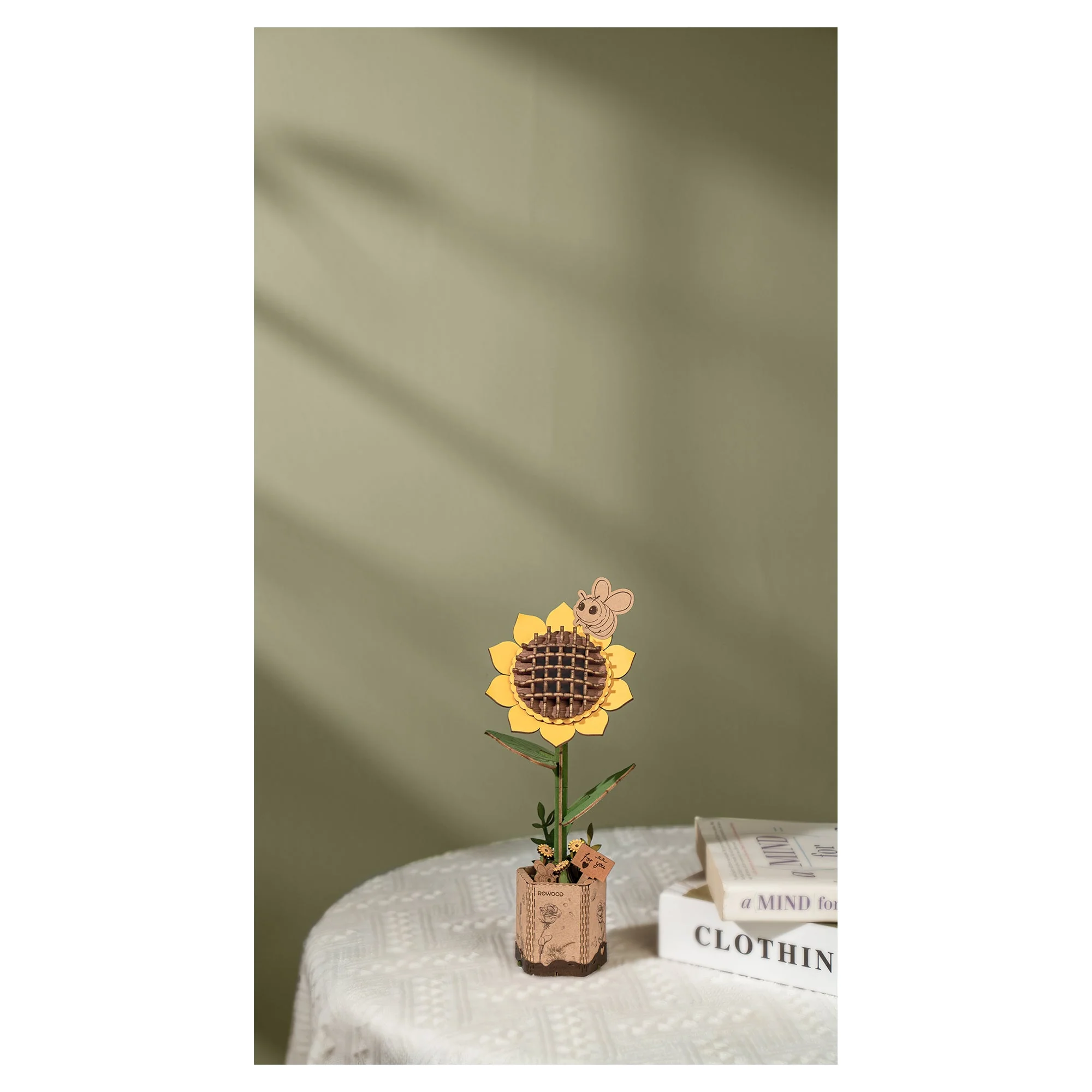 Rowood Sunflower Model Kit — Art - Image 3